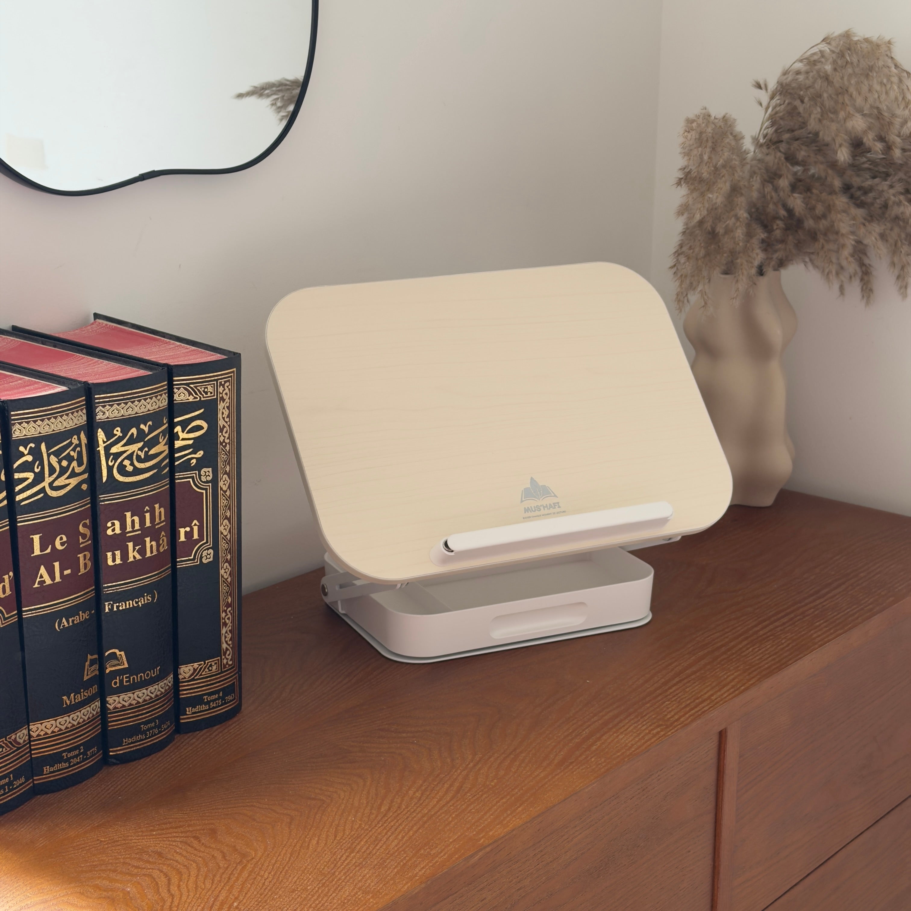 Support de lecture réglable avec rangement intégré